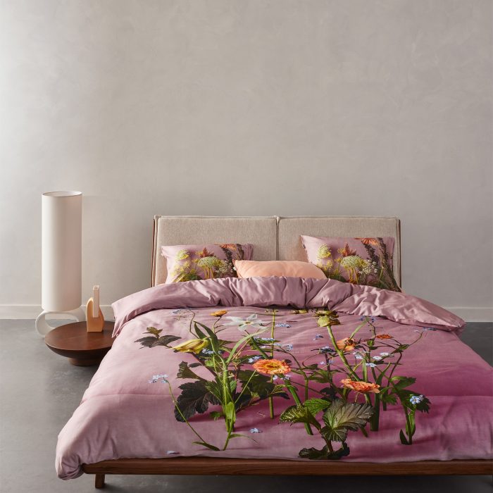 FICARIA_WOODROSE_MINTE_BRIGHT_TERRA_SFEER_02