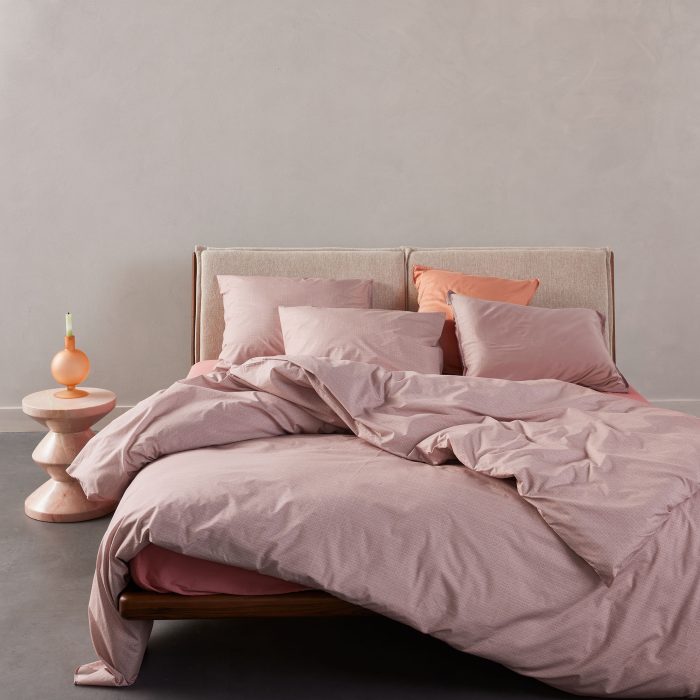 JULE_WOODROSE_MINTE_BRIGHT_TERRA_MINTE_WOODROSE_FITTEDSHEET_WOODROSE_SFEER_02