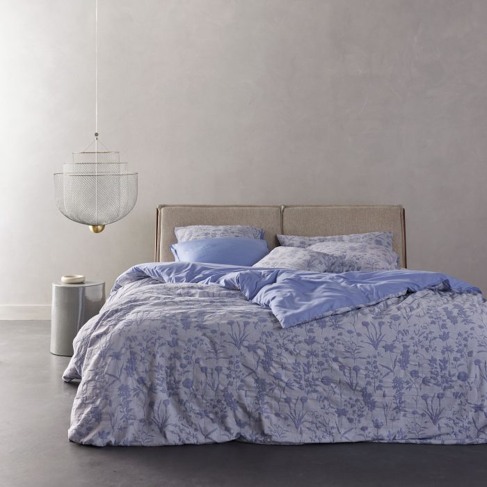 MARIBEL_LAVENDER_BLUE_MINTE_LAVENDER_BLUE_CUSHION_50x50_LAVENDER_BLUE_SFEER_01